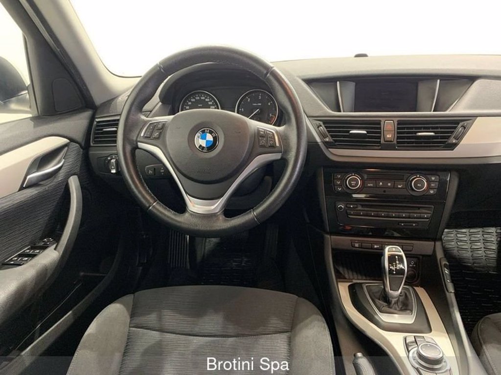 BMW X1 xDrive18d 11