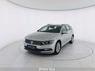 VOLKSWAGEN Passat Variant Business 1.6 TDI DSG BlueMotion Tech.