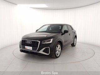 AUDI Q2 30 TDI S tronic Identity Black