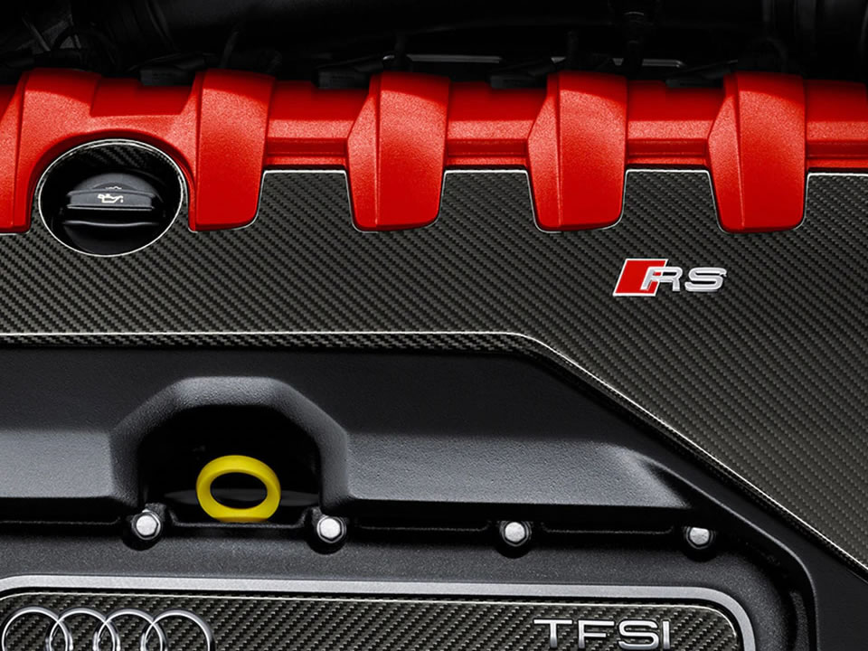 Audi TT RS Coupé La Spezia e Massa motore
